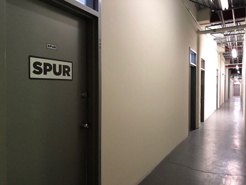 More Photos Of 98 4th St, Brooklyn Light Manufacturing For Lease