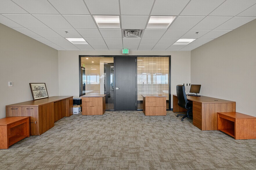 More Photos Of 6440 S Wasatch Blvd, Salt Lake City Office For Lease
