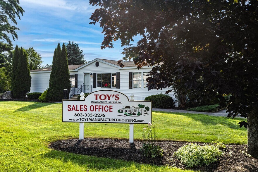 More Photos Of 11 Tamarack Lane -1, Rochester Manufactured Housing Mobile Home Park For Sale