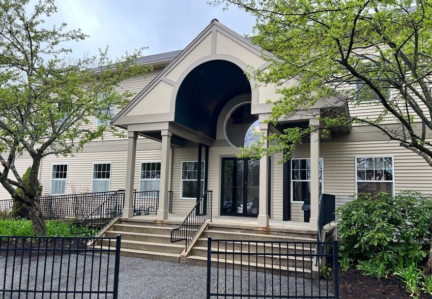 Primary Photo Of 25 Long Creek Dr, South Portland Medical For Lease