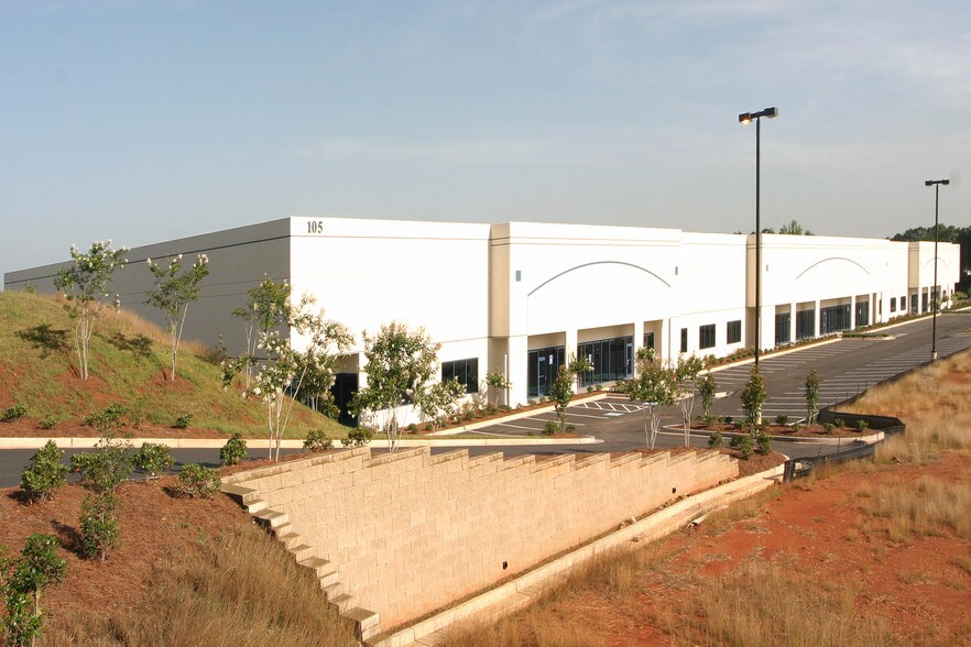 More Photos Of 105 Forest Pky, Forest Park Warehouse For Lease