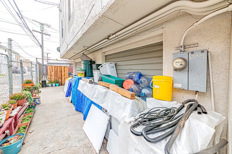 More Photos Of 1756 Pacific Ave, Long Beach Storefront For Sale