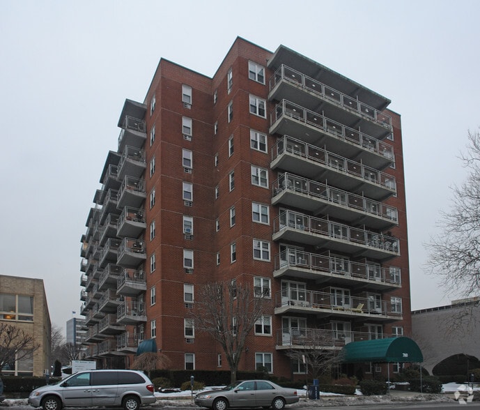 Primary Photo Of 700 Summer St, Stamford Office Residential For Sale