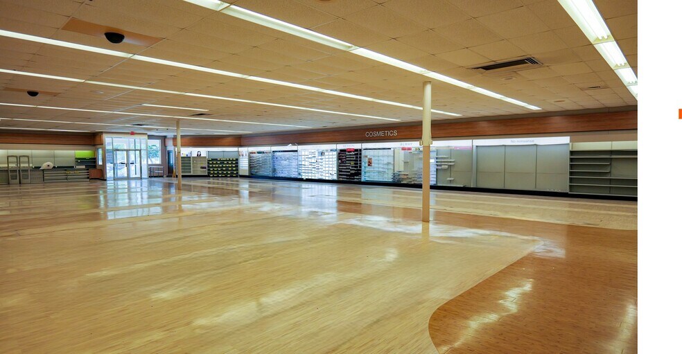 More Photos Of 6440-6554 George Washington Mem Hwy, Yorktown Unknown For Lease