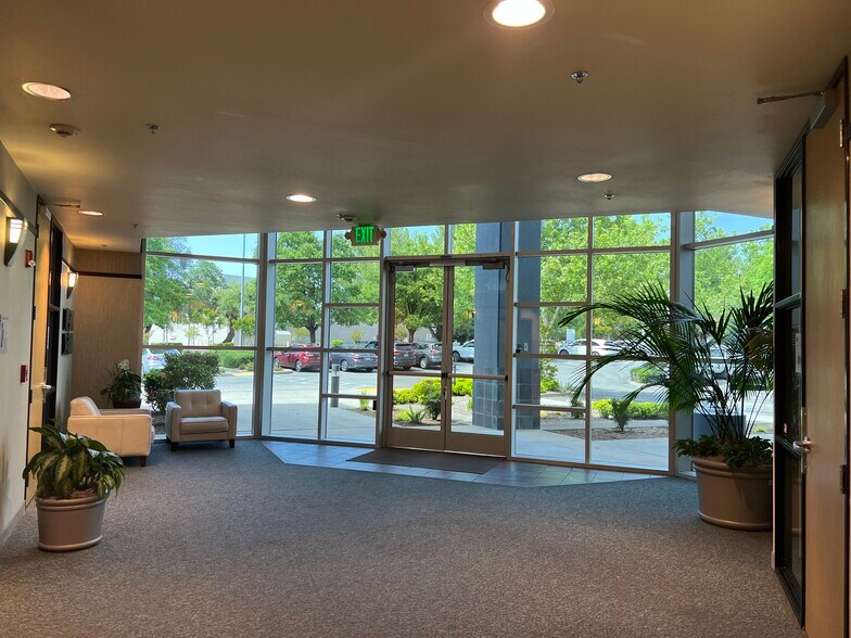 More Photos Of 785 Orchard Dr, Folsom Office For Lease