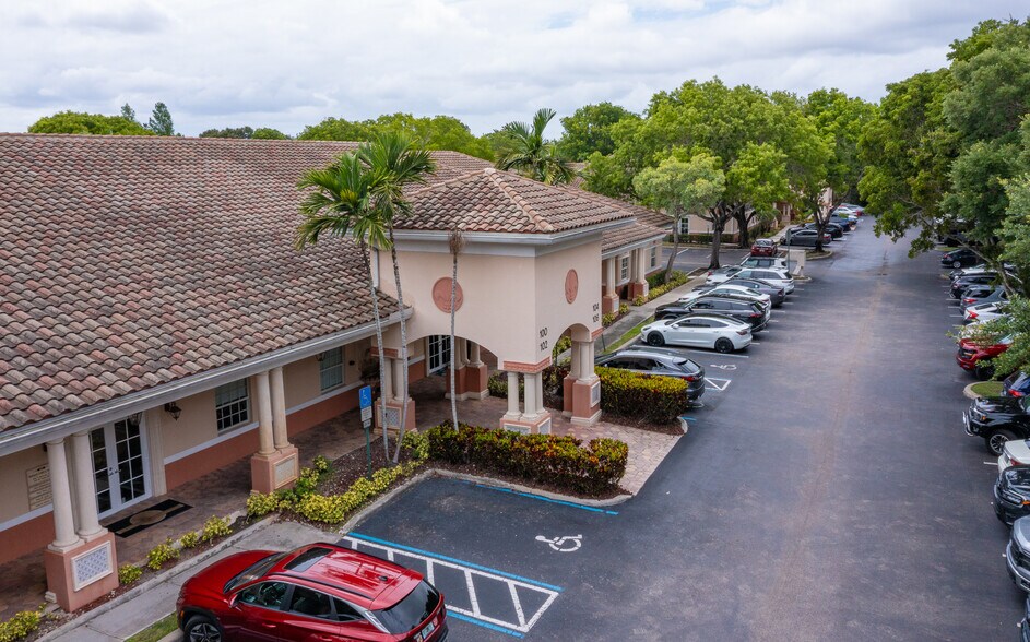 More Photos Of 100 NW 100th Ave, Plantation Medical For Sale