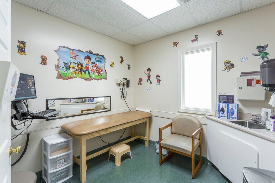 More Photos Of 1947 Medical Ave, Harrisonburg Medical For Lease