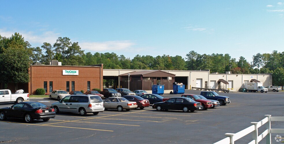 Primary Photo Of 6707 Warwick Rd, Richmond Warehouse For Sale