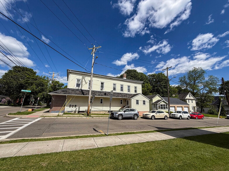 More Photos Of 288 Robinson St, Binghamton Apartments For Sale