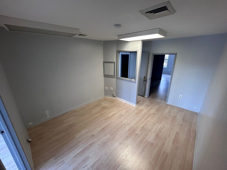 More Photos Of 5421 Church Ave, Brooklyn Storefront Retail Office For Lease