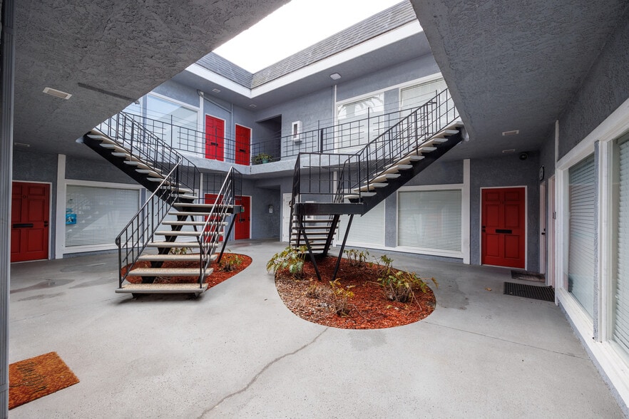 More Photos Of 2008 W Carson St, Torrance Medical For Sale