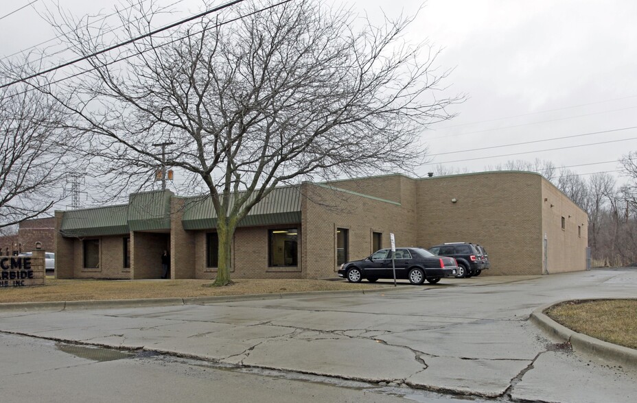 Primary Photo Of 6202 E Executive Dr, Westland Manufacturing For Lease