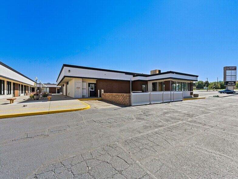 More Photos Of 2148 Broadway, Grand Junction Unknown For Lease