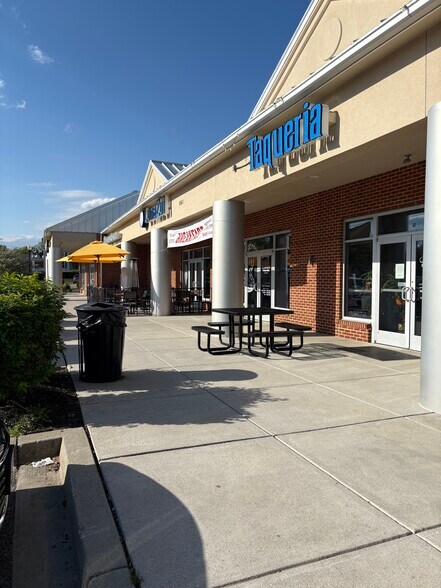 More Photos Of 841 S Main St, Hampstead Freestanding For Lease