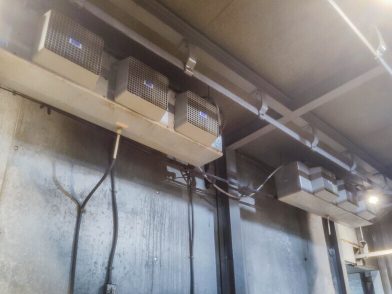 More Photos Of 445 W Maple St, Slater General Retail For Sale