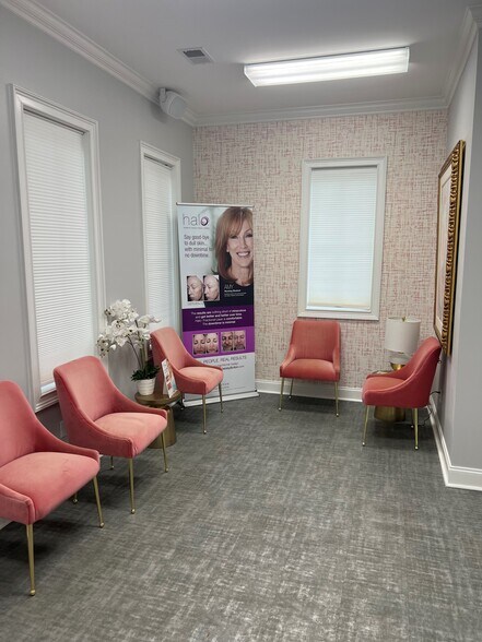 More Photos Of 56 Business Center Dr, Pawleys Island Medical For Sale