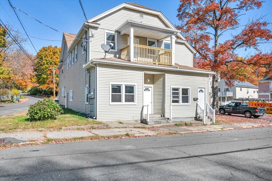 More Photos Of 121 Hillview Ave, Waterbury Apartments For Sale