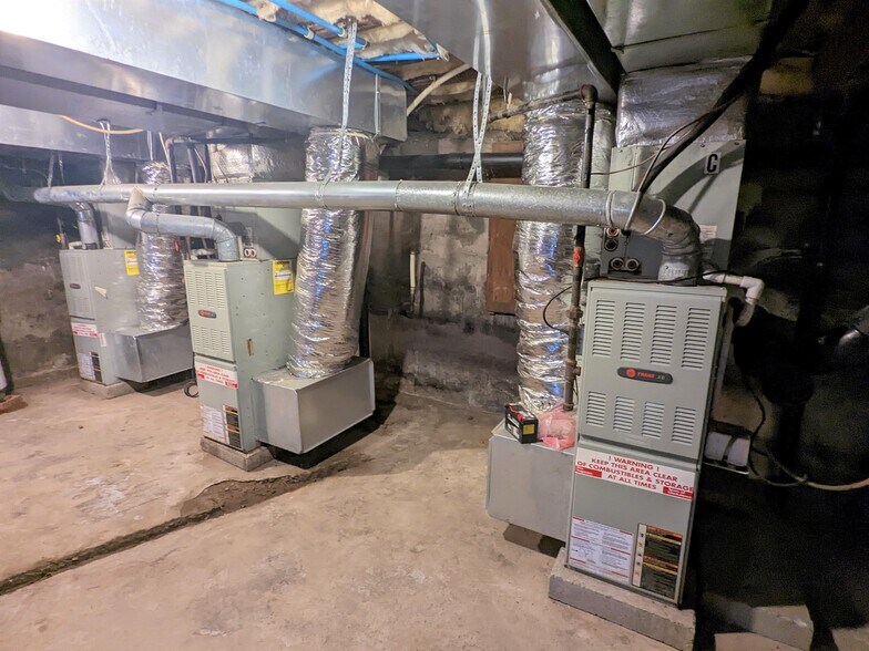 More Photos Of 10 Burnside Ave, Congers Apartments For Sale