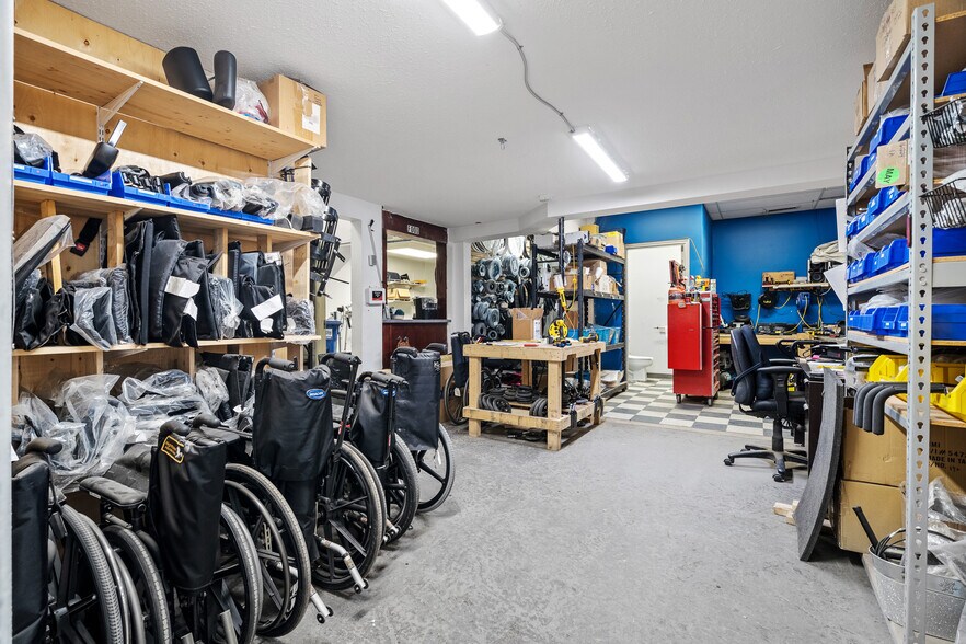 More Photos Of 6601 43 St, Lloydminster Storefront Retail Office For Sale