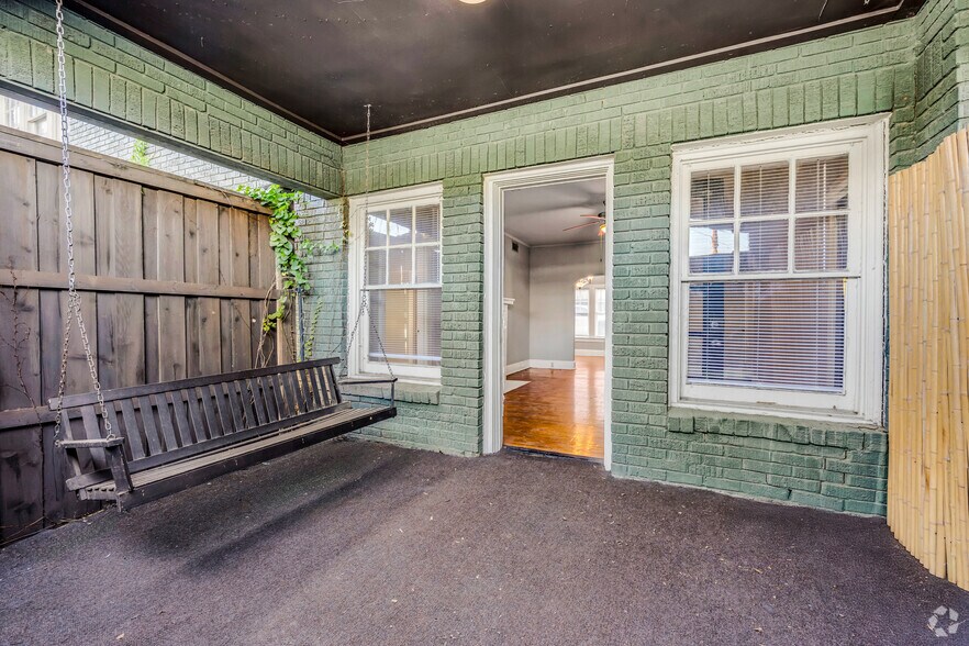 More Photos Of 4425 Swiss Ave, Dallas Apartments For Sale