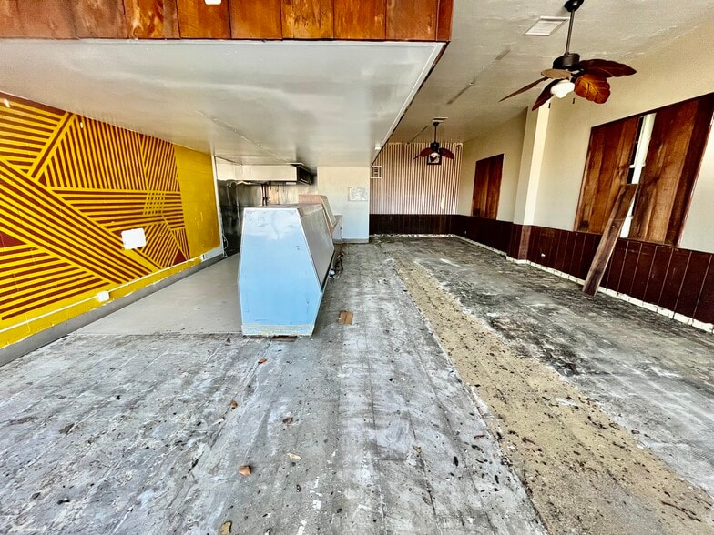 More Photos Of 1524-1526 Solano Ave, Vallejo Storefront For Sale
