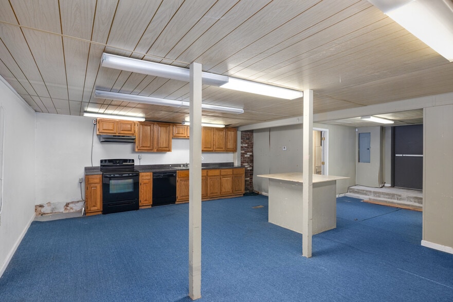 More Photos Of 107-109 W Pleasant Ave, Covington Loft Creative Space For Sale