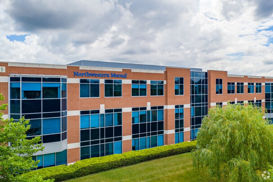 More Photos Of 731 Alexander Rd, Princeton Unknown For Lease