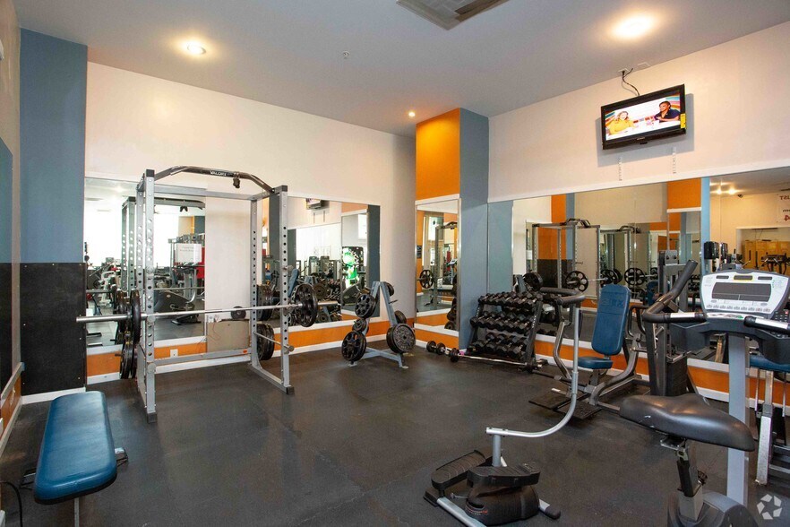 More Photos Of 555 N 4th St, Saint Louis Apartments For Sale