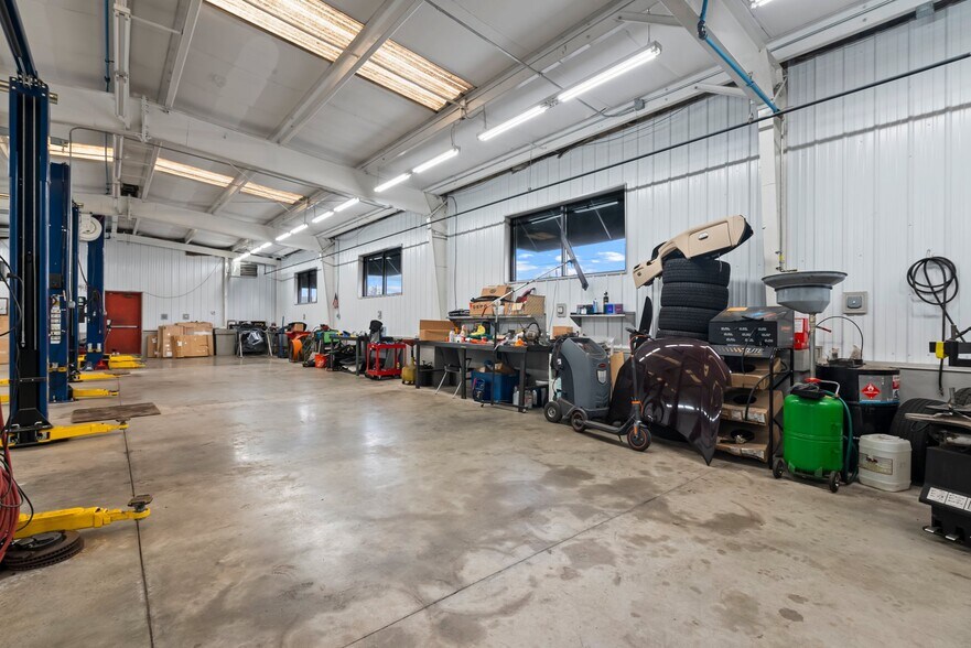 More Photos Of 1413-1415 Elkins Ave, Levittown Freestanding For Lease