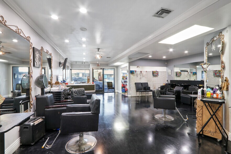 More Photos Of 2517 W Beverly Blvd, Montebello Storefront Retail Residential For Sale