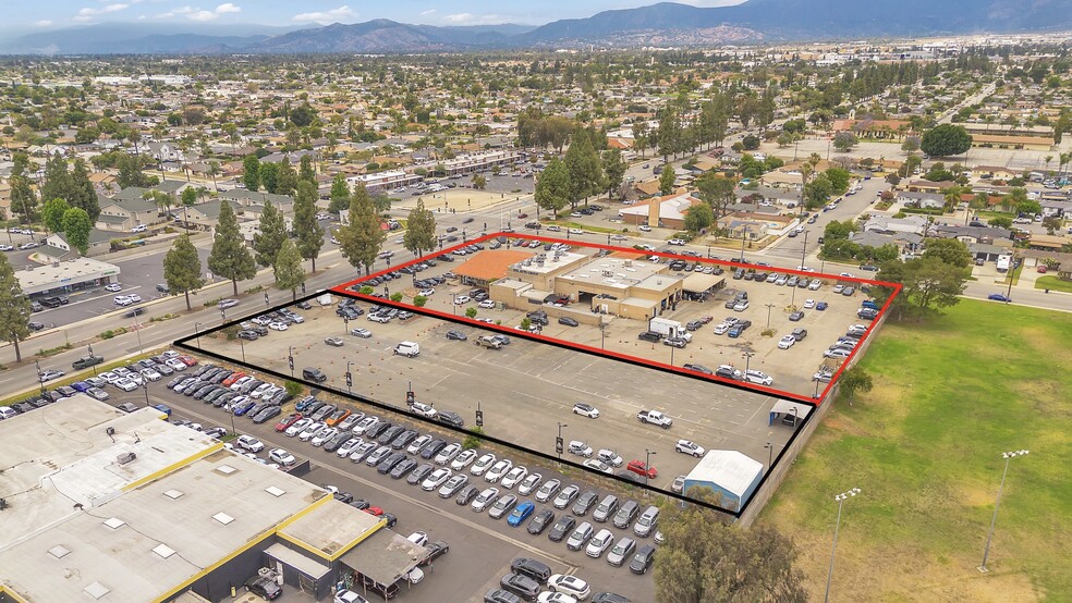 More Photos Of 10325 Central Ave, Montclair Auto Dealership For Lease