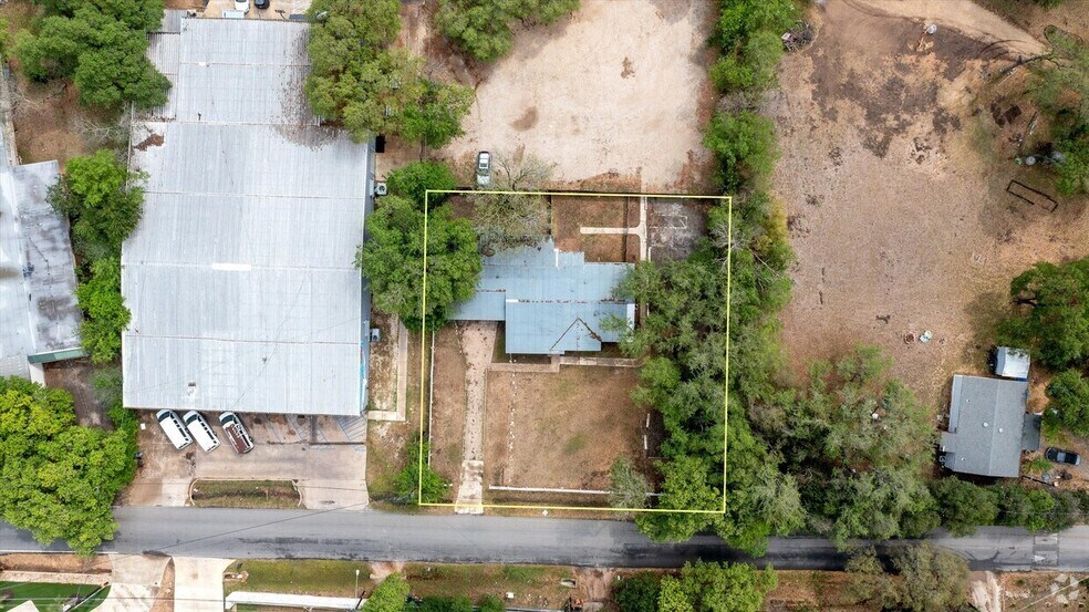 More Photos Of 10205 Old Manchaca Rd, Austin Flex For Lease