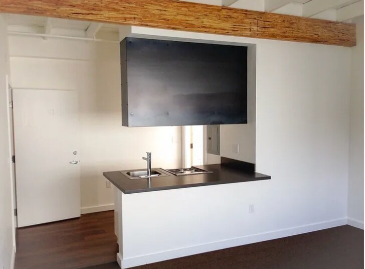 More Photos Of 3327 NE Sandy Blvd, Portland Apartments For Sale