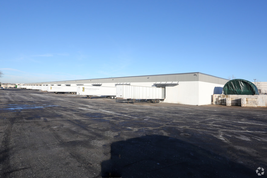 Primary Photo Of 990 Apollo Rd, Eagan Warehouse For Lease