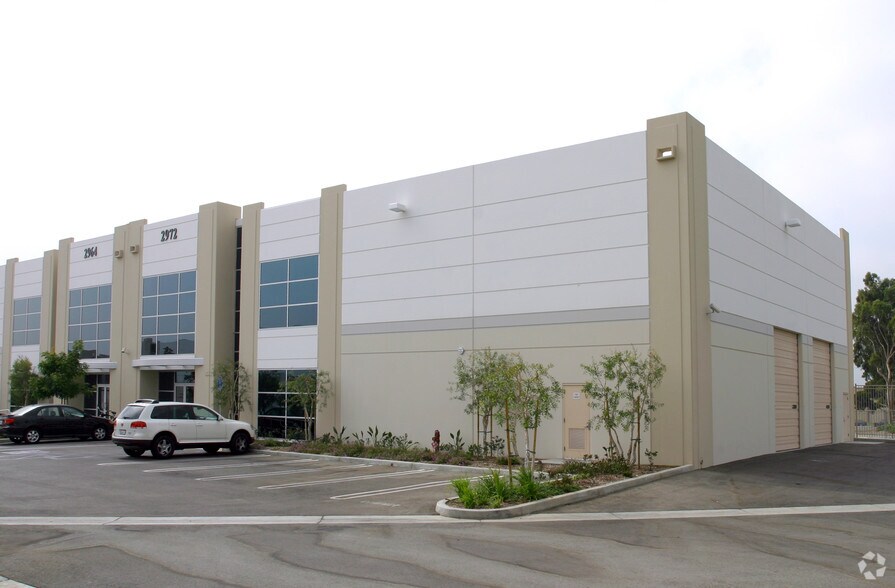 Primary Photo Of 2972 Columbia St, Torrance Warehouse For Lease