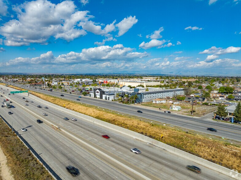 More Photos Of 2310 Wible Rd, Bakersfield Hotel For Sale