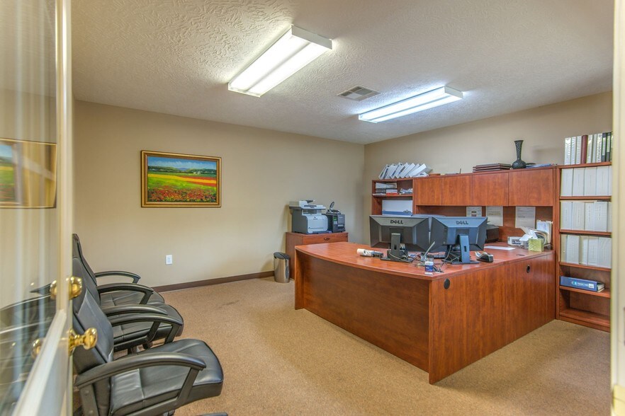 More Photos Of 13939 Old Texaco Rd, Conroe Warehouse For Sale