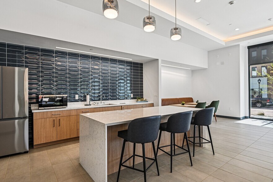 More Photos Of 4830 E Rosedale St, Fort Worth Apartments For Lease