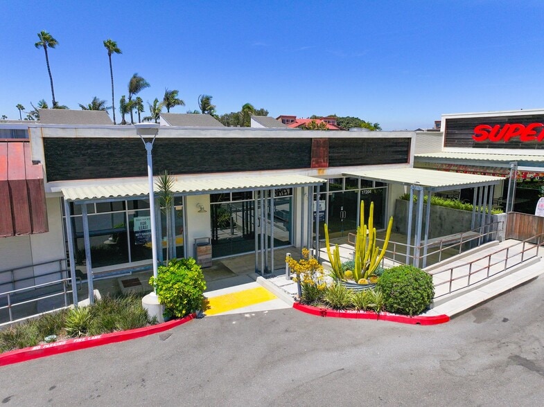 More Photos Of 17208 Pacific Coast Hwy, Huntington Beach Unknown For Lease