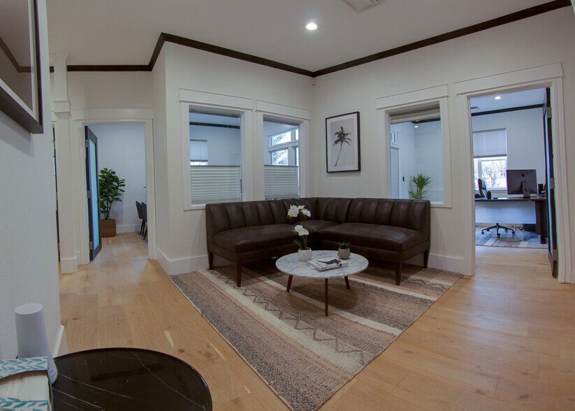 More Photos Of 68 Inverness Ln E, Englewood Loft Creative Space For Lease