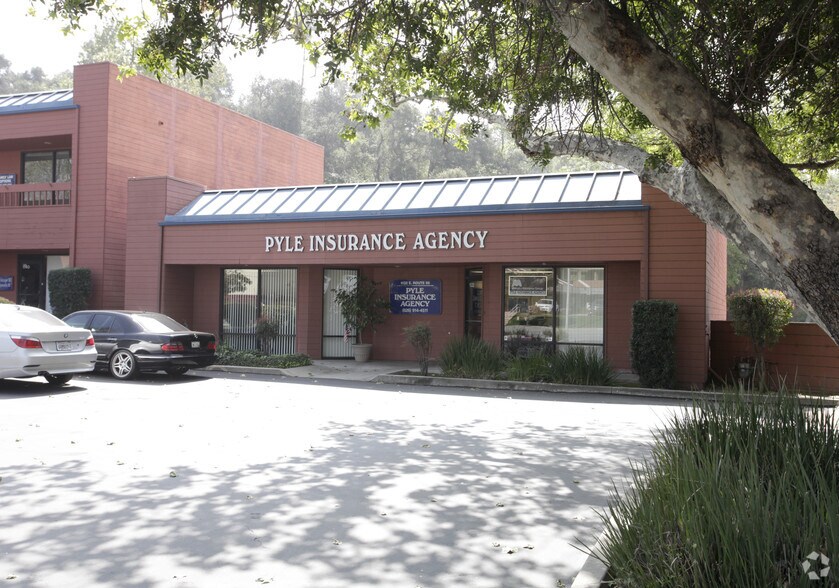 More Photos Of 1100-1160 E Route 66, Glendora Office For Lease