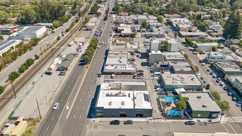 More Photos Of 1600 El Camino Real, San Carlos Office For Lease