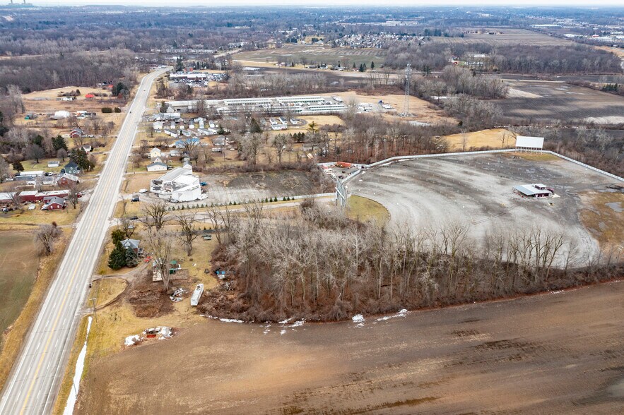 More Photos Of 6501 N Monroe St, Monroe Movie Theatre For Sale