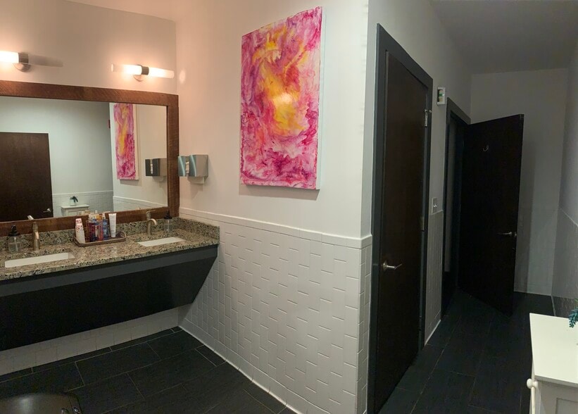 More Photos Of 2503 Eugenia Ave, Nashville Loft Creative Space For Lease