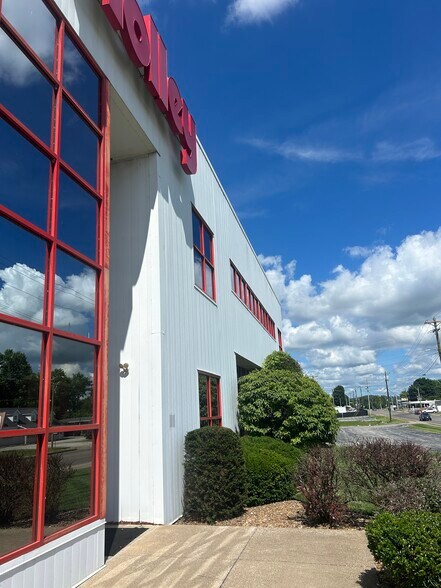More Photos Of 1801 Russellville Rd, Bowling Green Manufacturing For Sale