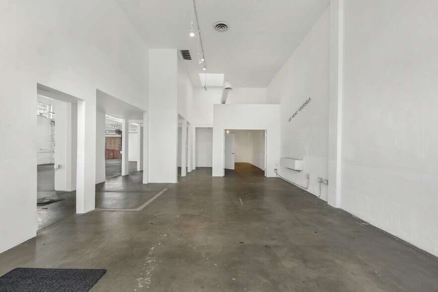 More Photos Of 7176 W Sunset Blvd, Los Angeles Storefront Retail Office For Sale