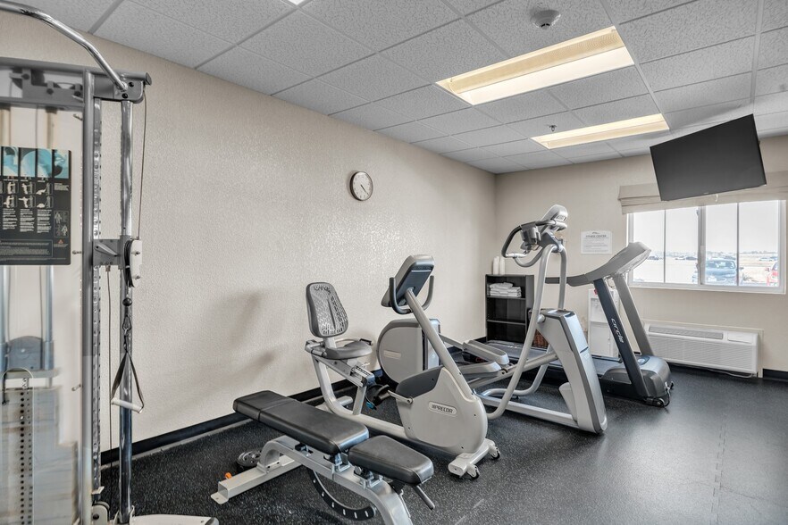 More Photos Of 4101 Parks Legado Rd, Odessa Hotel For Sale