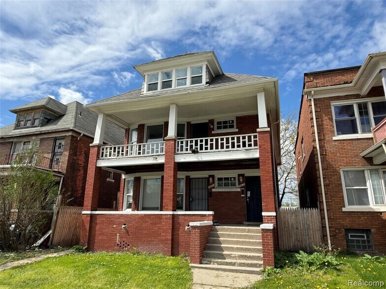 Primary Photo Of 1561 W Grand Blvd, Detroit Apartments For Sale