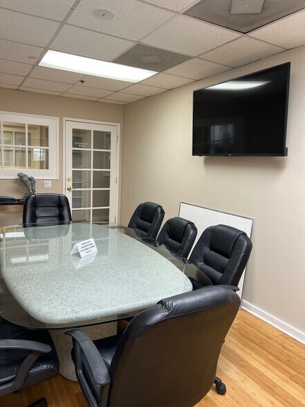 More Photos Of 300 S El Camino Real, San Clemente Storefront Retail Office For Lease