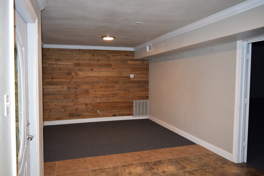 More Photos Of 37092 Miller Rd, Prairieville Industrial For Lease